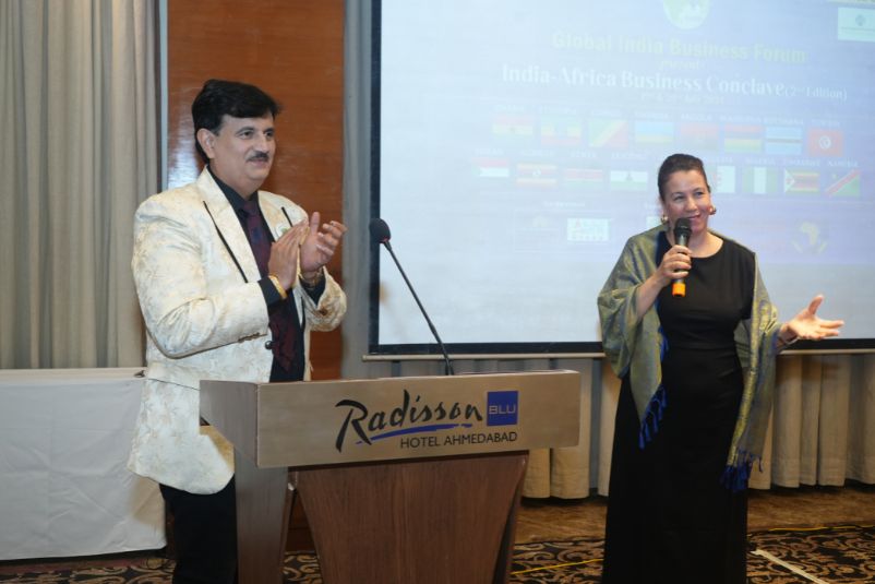 Business networking session between Indian and African leaders