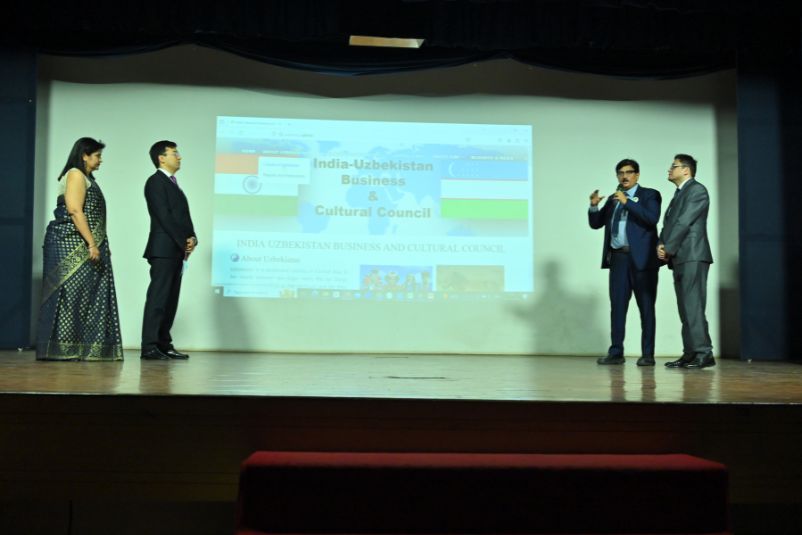 Representatives from Armenia, Russia, Iran, and Tajikistan at GIBF event