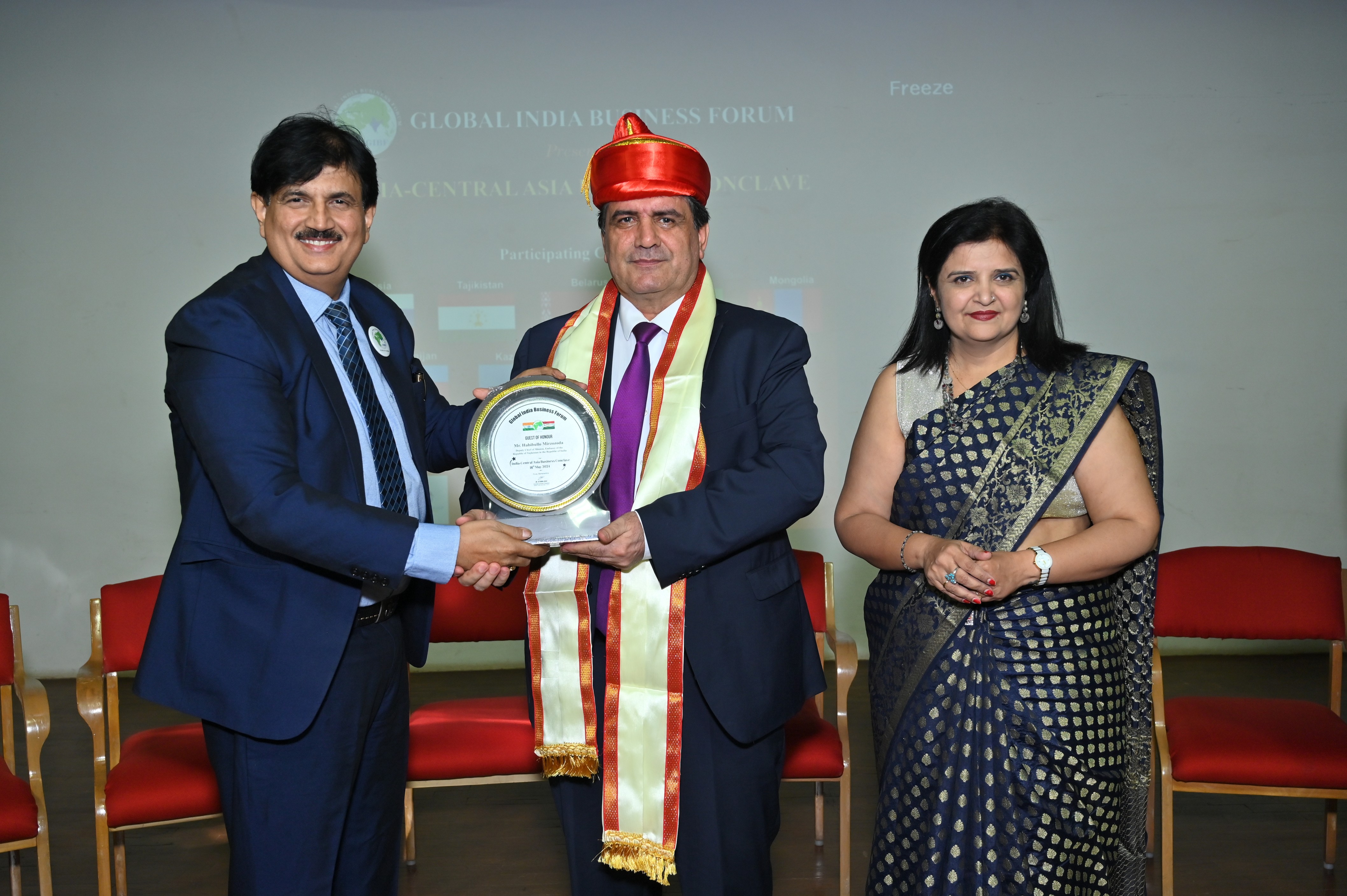 Trade relations discussion featuring Central Asian diplomats