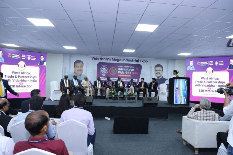 Diplomats interacting with entrepreneurs