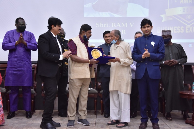 GIBF Prestigious Members - Padmashree Ram V. Sutar